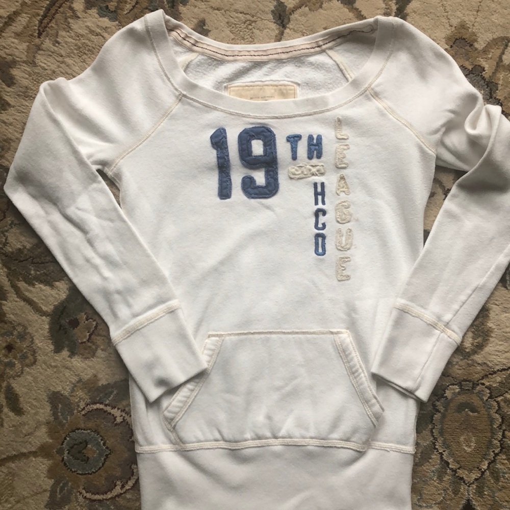 Hollister sweatshirt